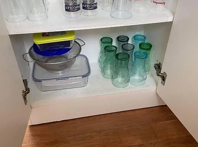 Mobil-home 4/6 Personnes , Terrasse Couverte ,piscine Chauffee . Κάμπινγκ *